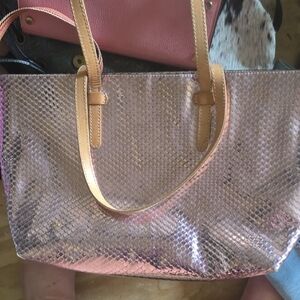 Consulea Elegant Snakeskin Tote Bag